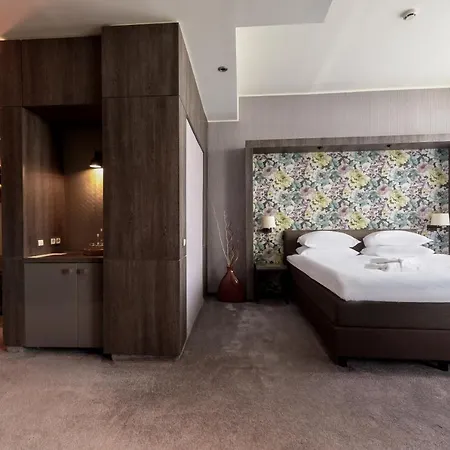 Hotel Vilnius 4*
