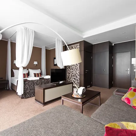 Vilnius 4*